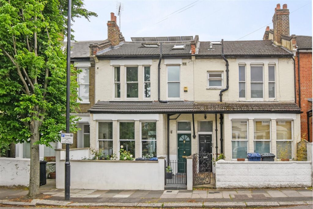 Bollo Bridge Road, Ealing, W3