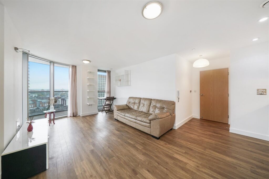 Sienna Alto, Lewisham, SE13