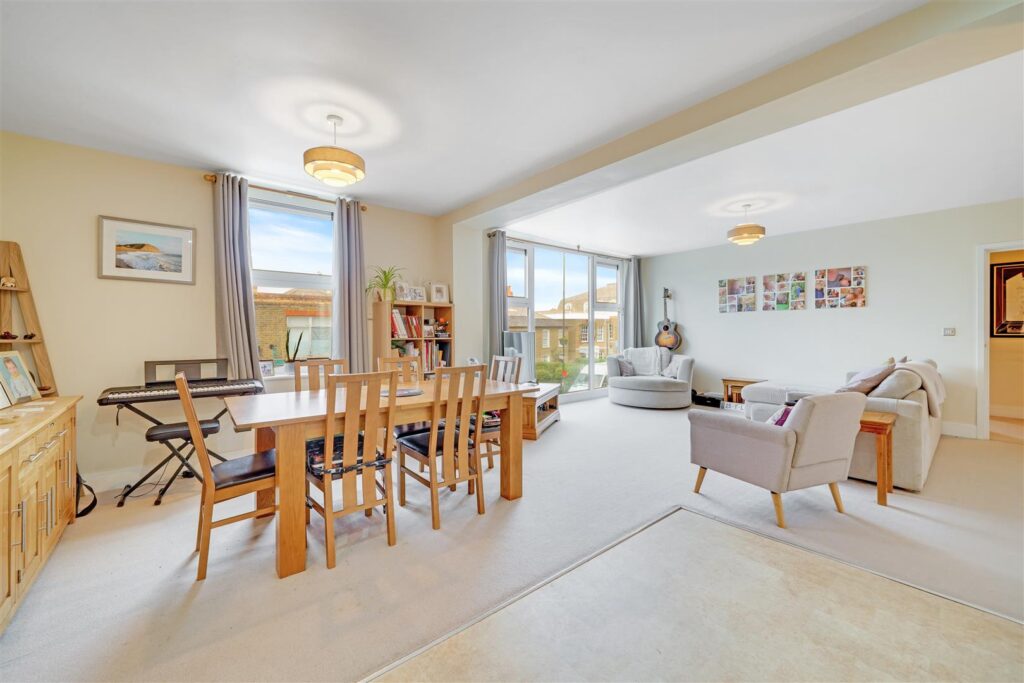 Park View House, Hampton Hill, TW12