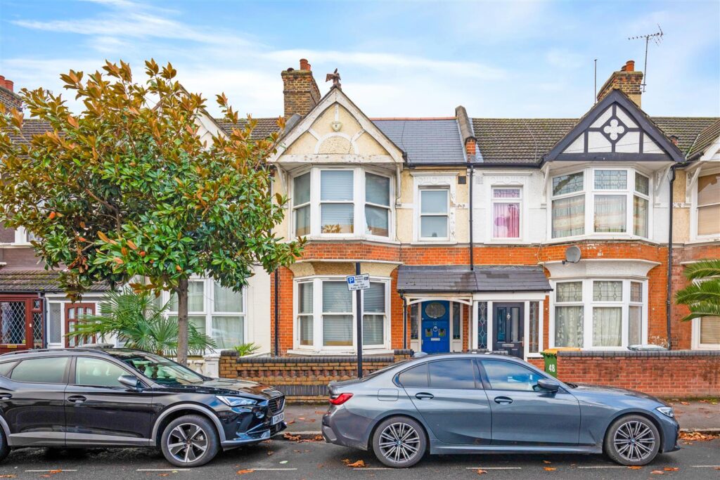 Hatherley Gardens, East Ham, E6