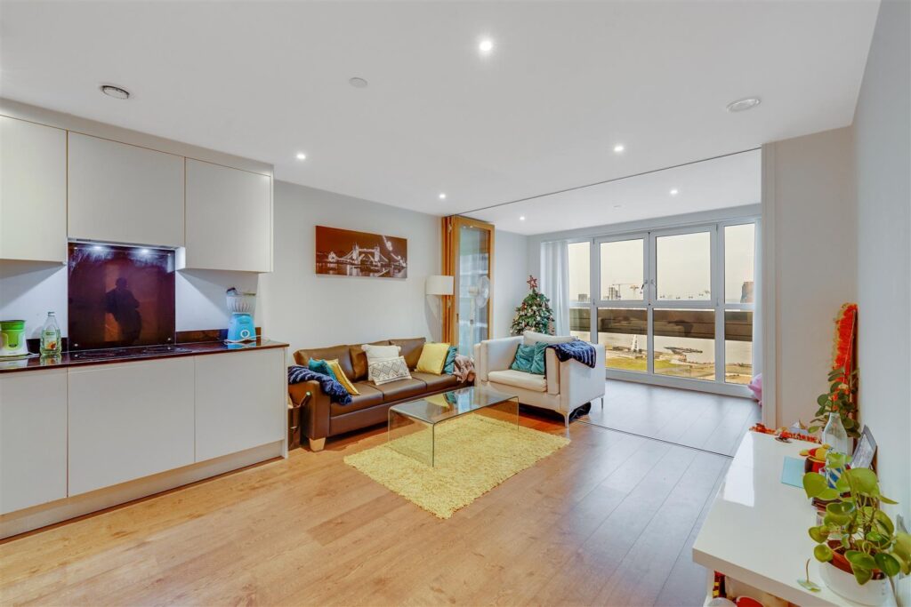 Gateway Tower, Royal Victoria Dock, E16