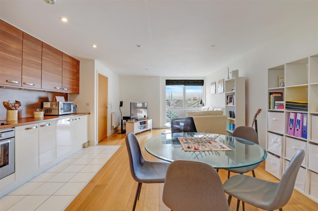 Chenla Building, Lewisham, SE13