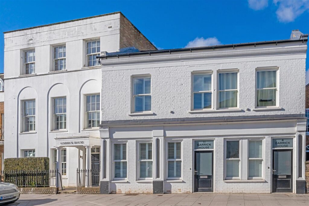 Garrick House, Hampton Hill, TW12