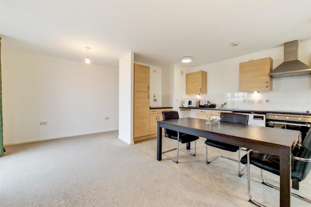 Icehouse Court, Barking, IG11